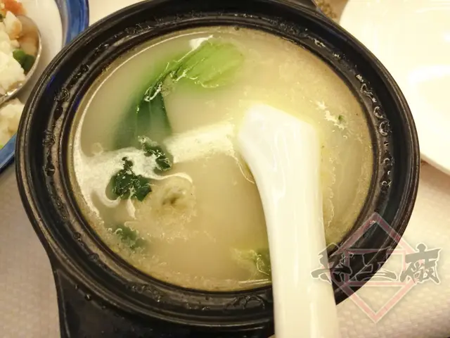 砂鍋雲吞雞
