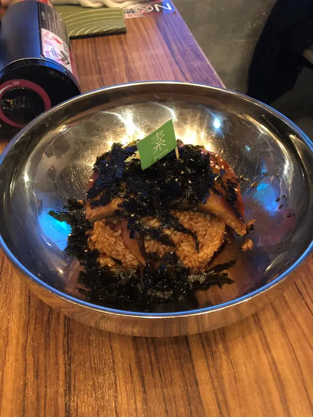 純素燒鳗魚炒飯