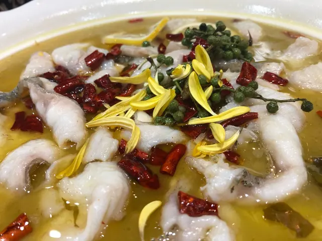 魚片香滑，濃湯，配料充足。