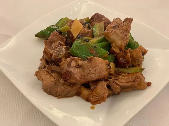 涼瓜炆鴨件