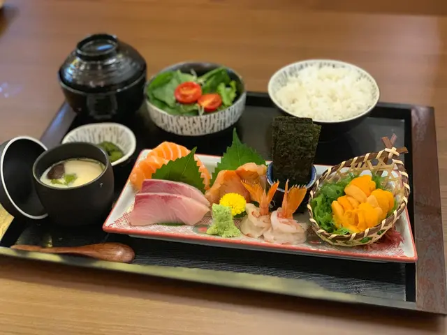 特上刺身御膳 lunch set