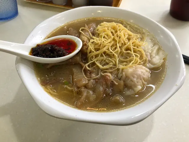 牛筋鮮蝦雲吞湯麵