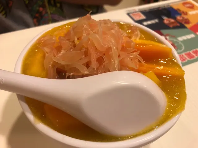 楊枝甘露加豆花