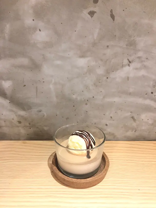 伯爵茶奶凍伴雪凍