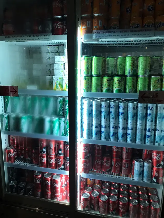 罐裝汽水及茶類