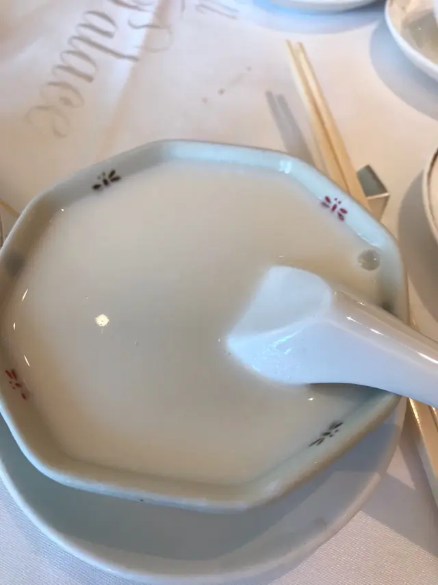 蛋白杏仁茶