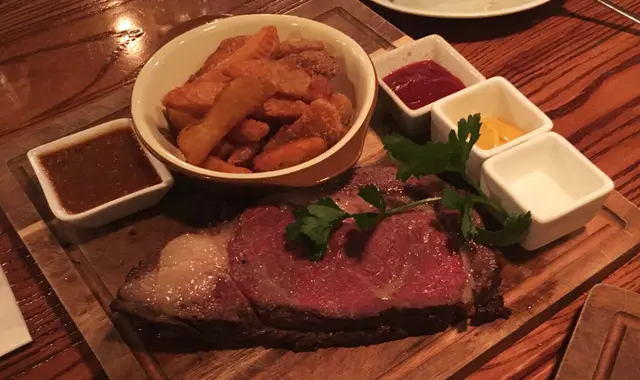 厚切烤美國頂級肉眼(15oz)+炸薯角