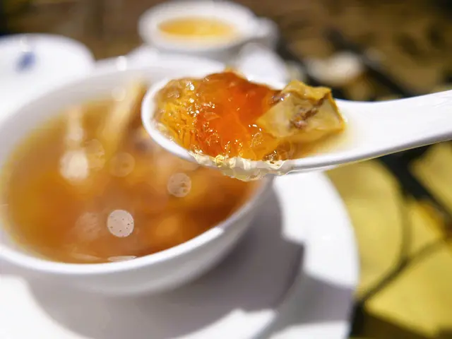 元貝桃脂燉螺頭 