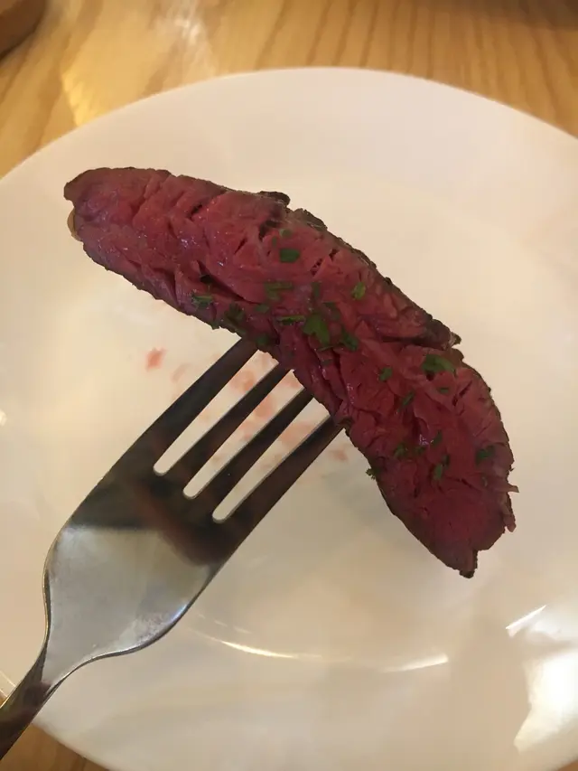 慢煮安格斯腹肉牛扒伴薯蓉