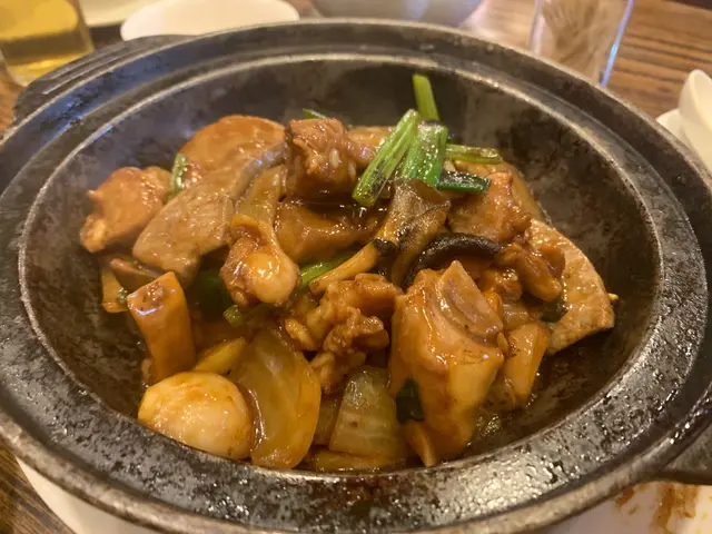 啫啫排骨煲