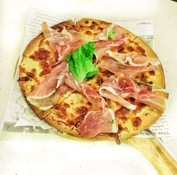巴馬火腿薄餅
