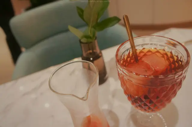 Vanilla Strawberry Iced Tea