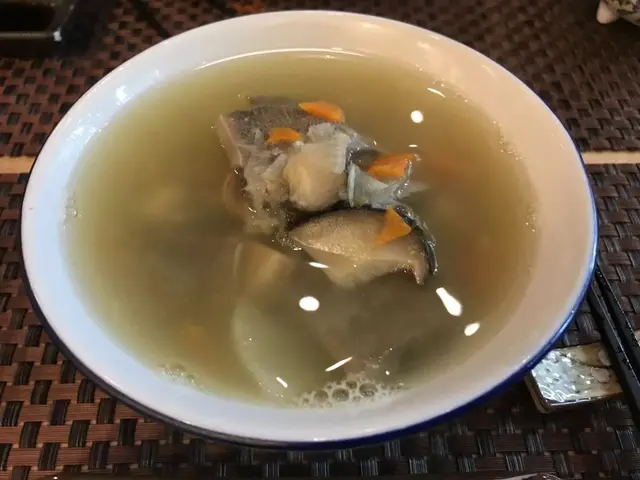 牛旁麵豉湯