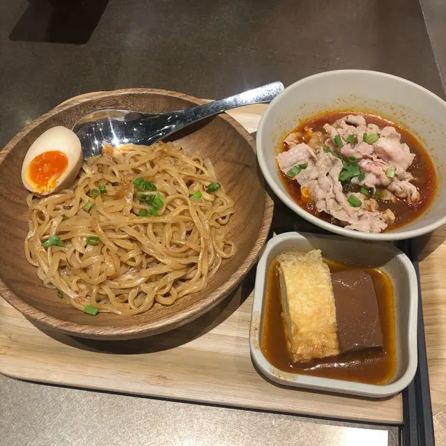 手工拌麵 