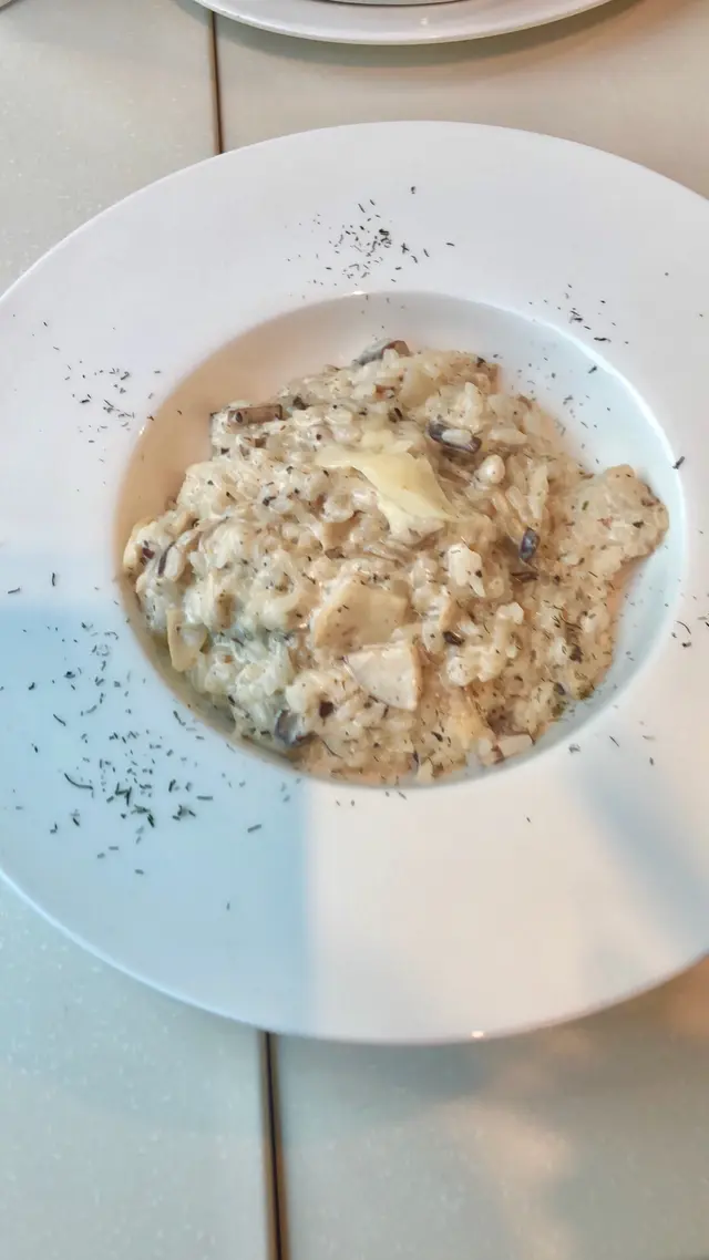 黑松露忌廉野菌意大利飯