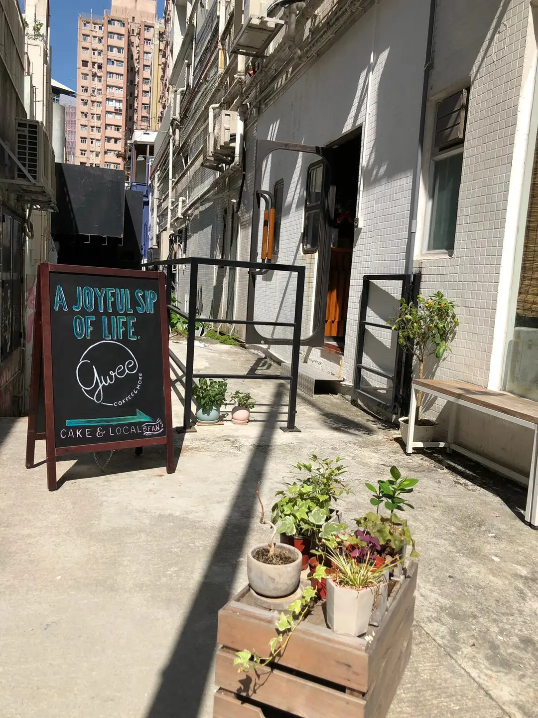 Gwee Coffee & More