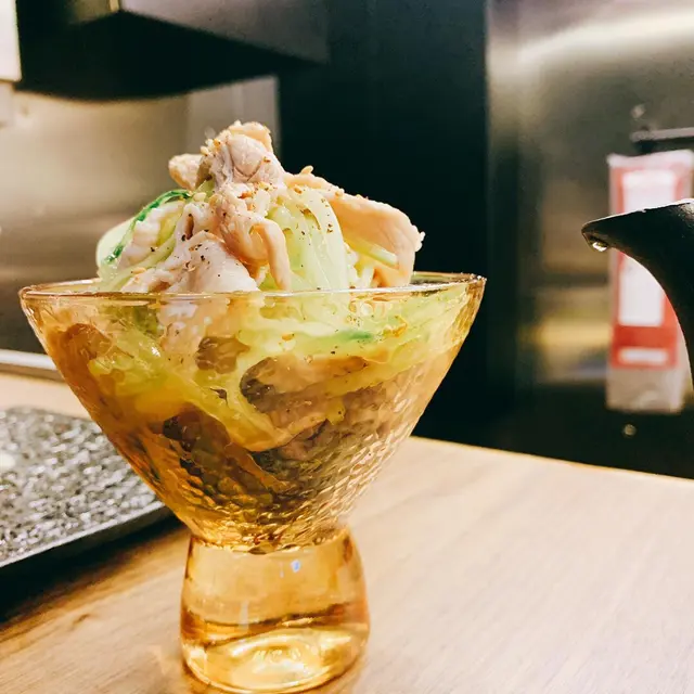 椒鹽五花腩青瓜絲沙律