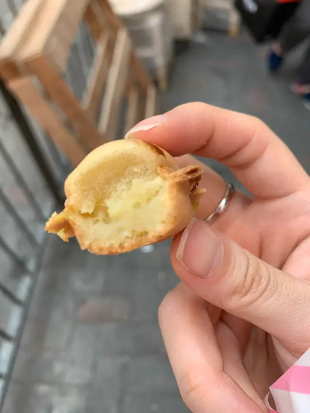 榴連夾心雞蛋仔