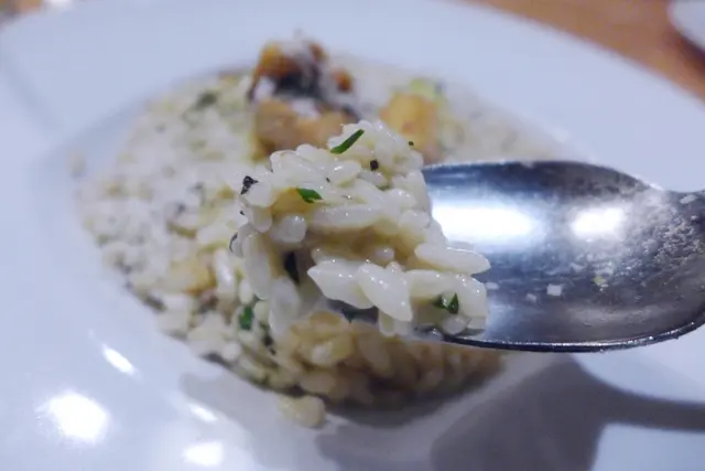 香煎三文魚大蒜忌廉汁意大利飯