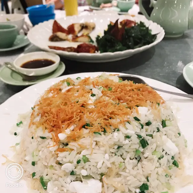 瑤柱蛋白炒飯