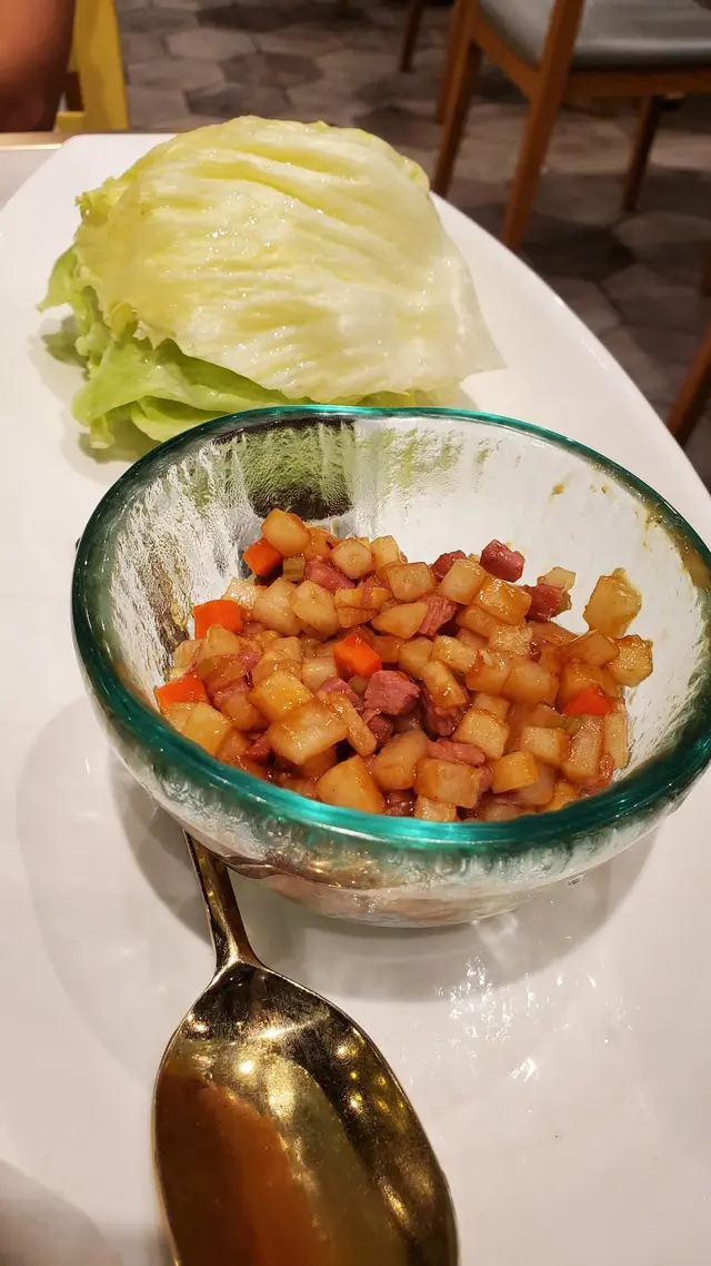 一睇都知無咩鴨肉 ... 無乜好講! 不試也罷