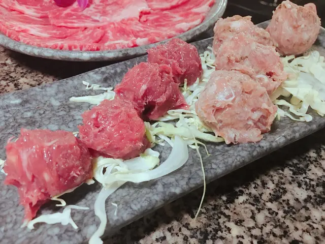 芝士牛肉(48)梅菜豬肉(36)半份