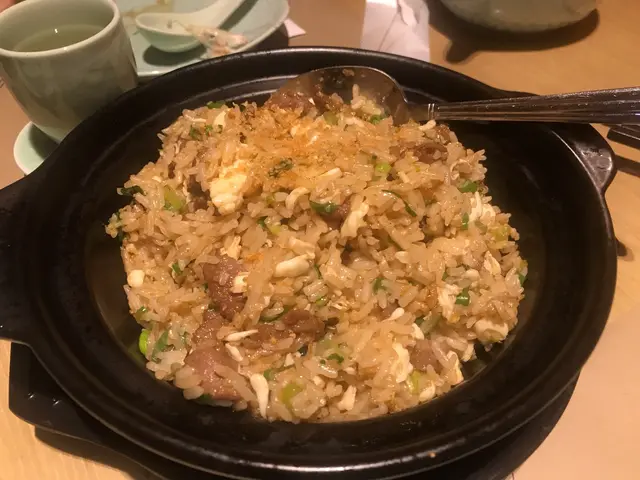 蔥蒜牛肉崧煨飯