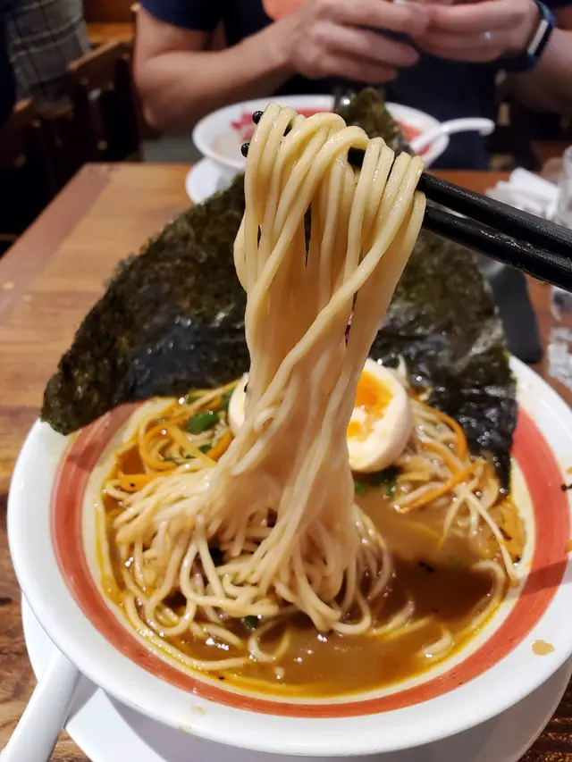 天婦羅軟殼蟹櫻花蝦湯拉麵