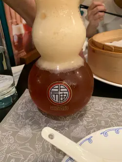 琥珀啤酒