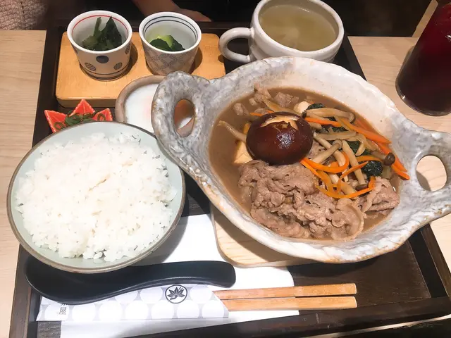 試咗一啖湯,好濃郁