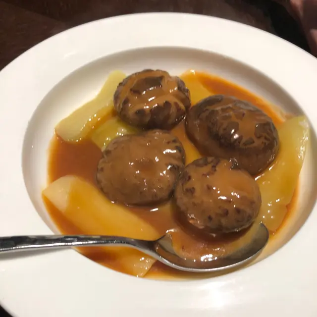 蠔皇冬菇炆節瓜