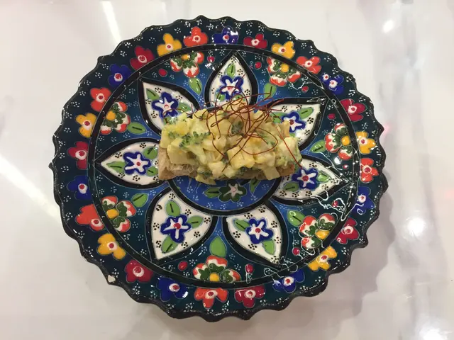 椰菜花西蘭花薯仔沙律配自家製咸蛋黃醬