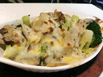 黑松露芝士焗雜菌西蘭花