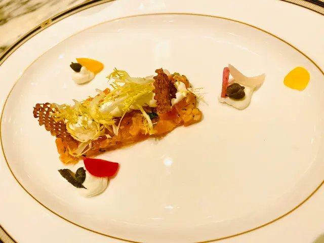 三文魚他他