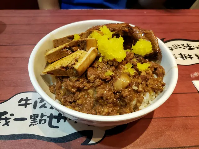 雙拼滷肉飯套餐