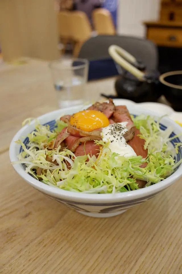 火山燒牛肉丼