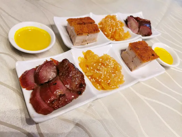 燒味拼盤（叉燒，燒腩仔，海蜇）