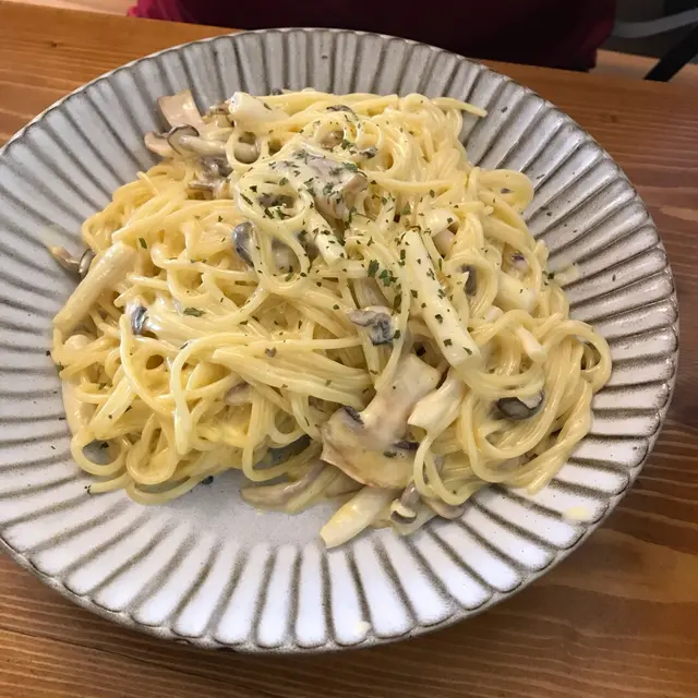 野菌同個汁好夾,非常creamy又唔膩