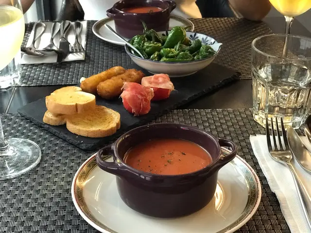 西班牙蕃茄凍湯&tapas  plate