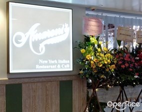 Amaroni's New York Italian Restaurant & Café
