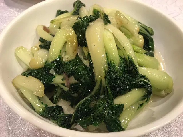 蒜蓉炒白菜仔
