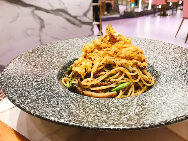 黃金蟹肉黑橄欖醬意大利粉