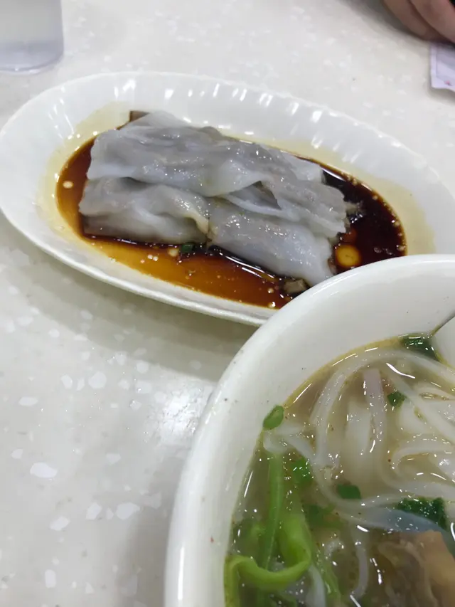 豬膶腸粉，又薄又滑好正👍👍👍