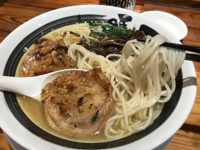 雞叉燒雞白湯拉麵