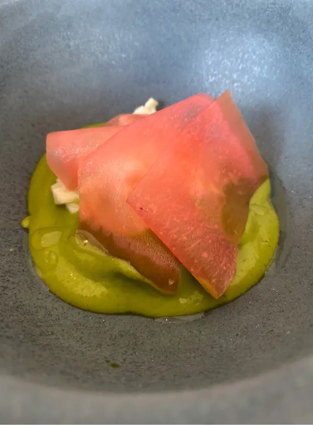 Hokkaido scallop sashimi with apple sorrel