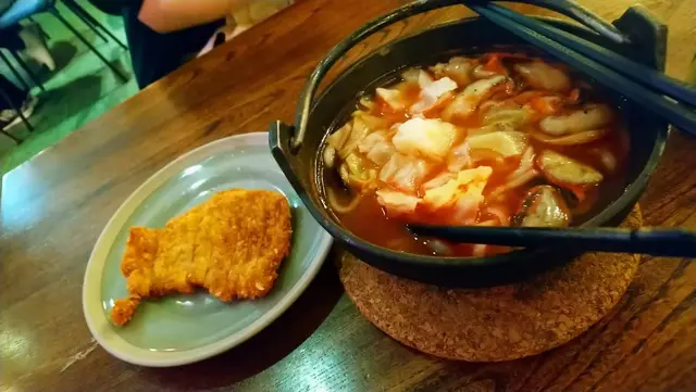 蕃茄湯吉列豬扒鍋