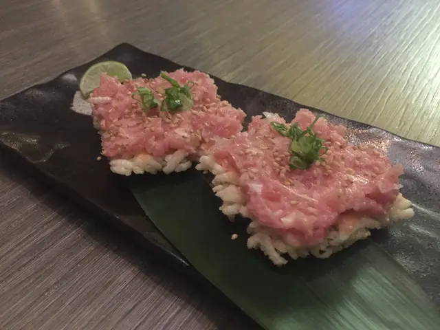 蔥吞拿魚腩薄脆