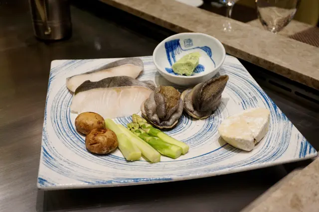 加拿大銀雪魚、澳洲鮑魚、鵝肝