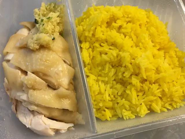 招牌脫骨海南雞飯