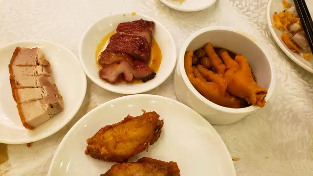 叉燒 燒肉 雞亦 鮑汁雞腳